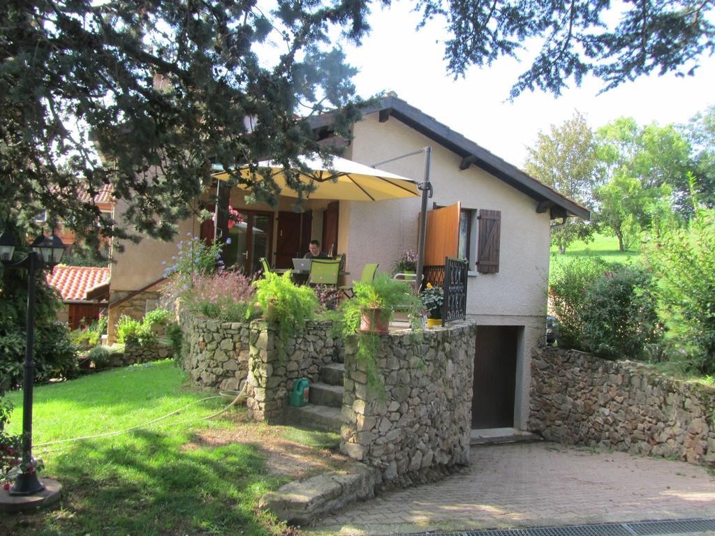 Gîtenchassagne Thurins Exterior foto